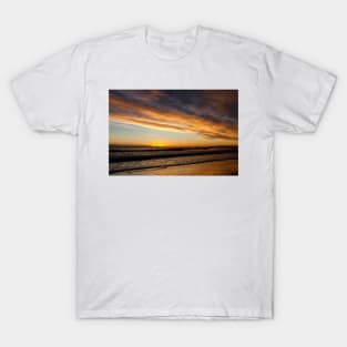 December sunrise over the North Sea T-Shirt